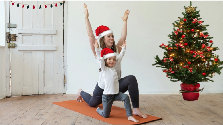 Eltern-Kind-Yoga zur Weihnachtszeit
